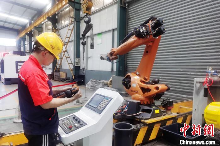 欧陆娱乐登录:年终观察:新技术层层“加码” 山东制造更趋高端、智能、绿色