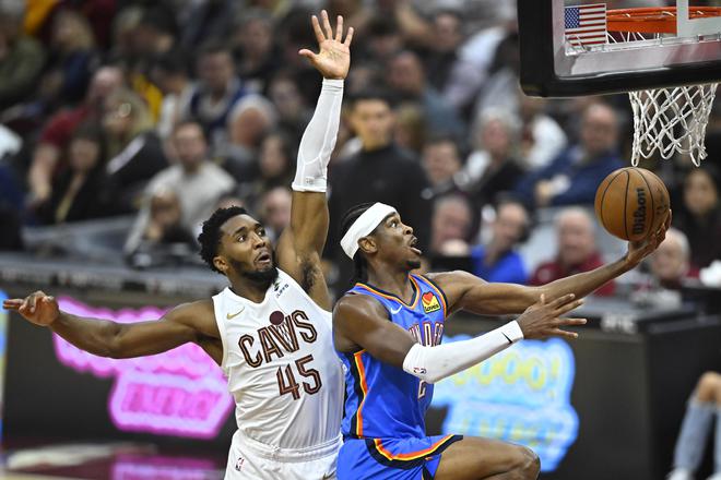 欧陆登录：骑士记者：骑士在争夺联盟第一战绩的局势中落后雷霆1.5个胜场